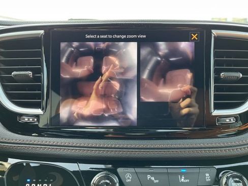 New 2026 Chrysler Pacifica Pinnacle w/ Trailer Tow Group image 16