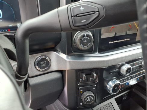 Used 2026 Ford F350 Platinum w/ Tremor Off-Road Package AWD/4WD image 21