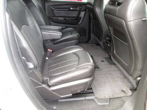 Used 2016 Chevrolet Traverse LTZ AWD/4WD image 18