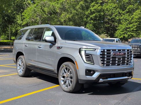 New 2026 GMC Yukon Denali w/ Denali Reserve Package AWD/4WD image 8