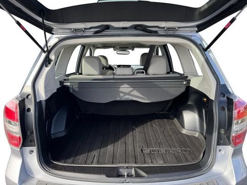Used 2016 Subaru Forester 2.5i Touring w/ Eyesight & Navigation System AWD/4WD image 13