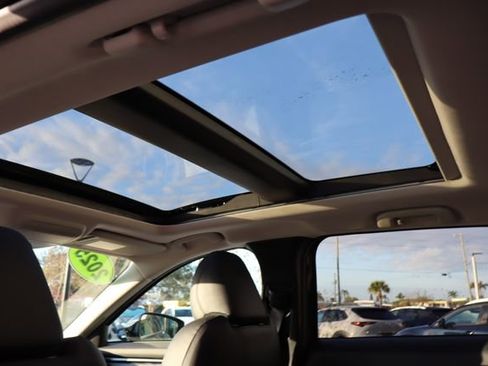 Used 2025 MAZDA CX-50 AWD 2.5 S w/ Premium Plus Pkg image 42