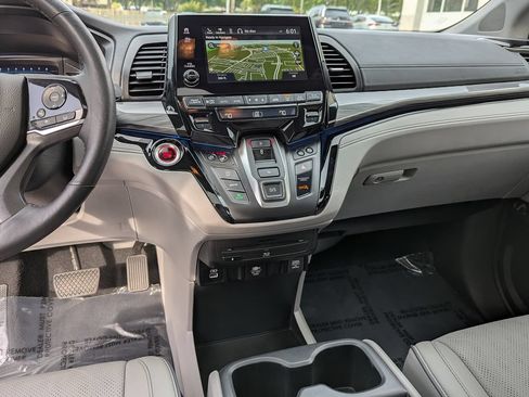 Used 2023 Honda Odyssey Elite image 35
