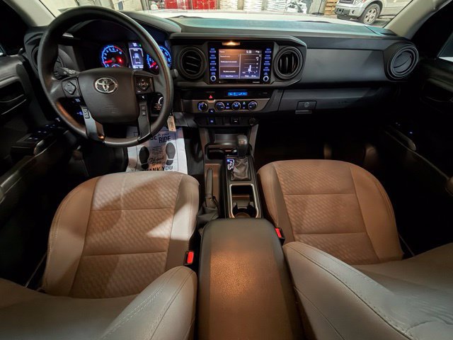 Used 2022 Toyota Tacoma SR AWD/4WD image 14