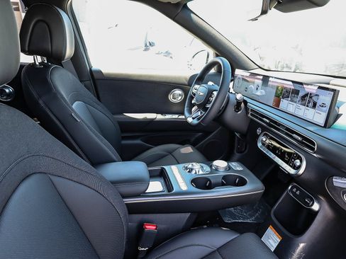 New 2026 Genesis GV60 AWD image 18