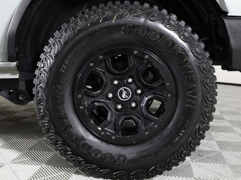 Used 2023 Ford Bronco Wildtrak AWD/4WD image 46