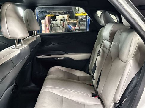 Used 2024 Lexus RX 350 Premium w/ Convenience Package FWD image 24