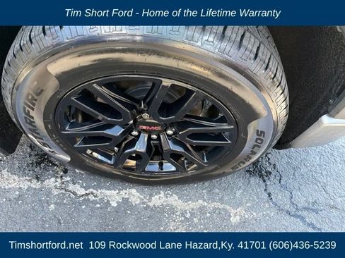 Used 2019 GMC Sierra 1500 Elevation w/ X31 Off-Road Package AWD/4WD image 5