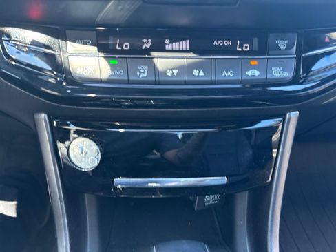 Used 2016 Honda Accord EX-L image 20