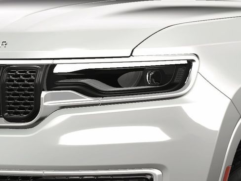 New 2025 Jeep Wagoneer L Series II image 11