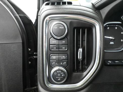 Used 2023 GMC Sierra 2500 Denali w/ Denali Ultimate Package AWD/4WD image 37