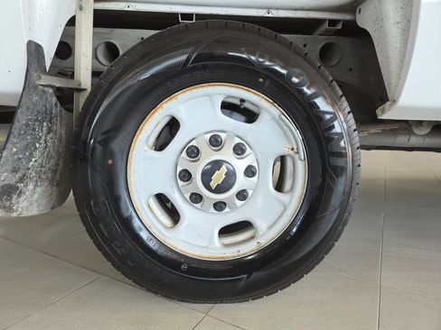 Used 2012 Chevrolet Silverado 2500 W/T RWD image 11