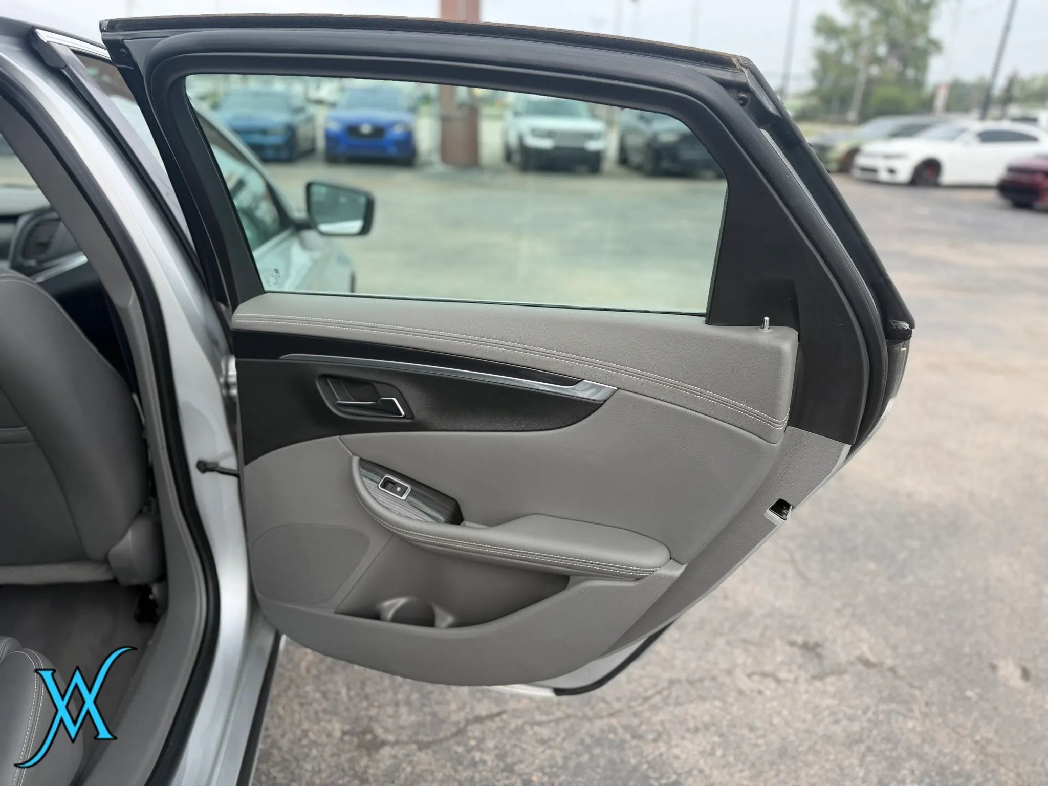 Used 2018 Chevrolet Impala LS FWD image 18