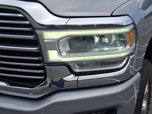 Used 2024 RAM 2500 Laramie w/ Safety Group AWD/4WD image 9