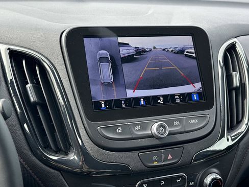 Certified 2024 Chevrolet Equinox RS FWD image 28
