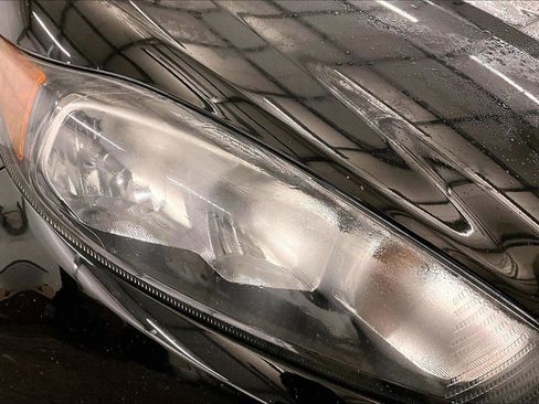 Used 2016 Ford Fiesta ST image 27