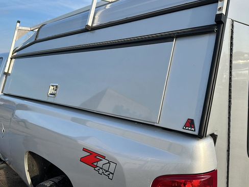 Used 2011 Chevrolet Silverado 2500 LT w/ Interior Plus Package image 8