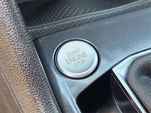 Used 2024 Volkswagen Tiguan Wolfsburg Edition image 20