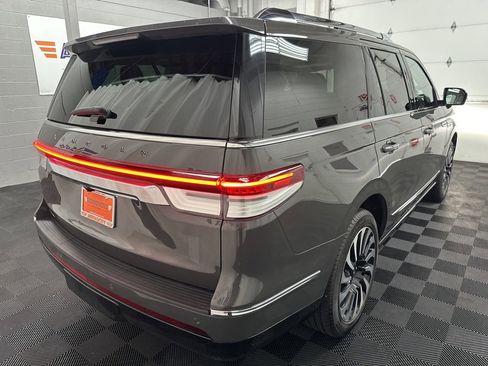 Used 2023 Lincoln Navigator Black Label image 9