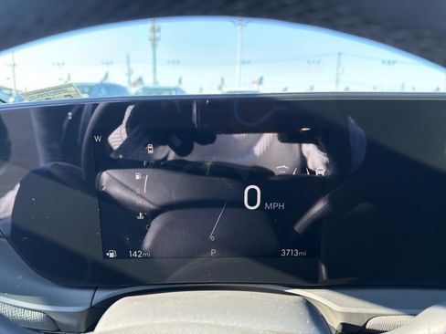 Certified 2025 Buick Envista Sport Touring w/ Convenience I Package image 13