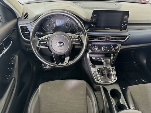 Used 2021 Kia Seltos S AWD/4WD image 4