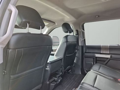 Used 2019 Ford F250 Lariat image 18