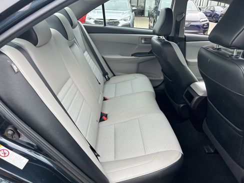 Used 2016 Toyota Camry SE image 23