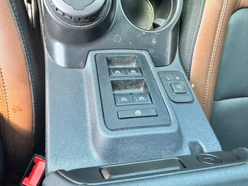 Used 2024 Ford Bronco Outer Banks image 18