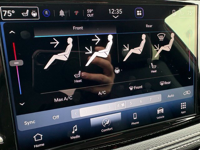 New 2027 Chrysler Pacifica Select AWD/4WD image 26