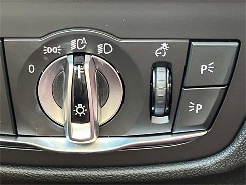 Used 2024 BMW X3 xDrive30i w/ Convenience Package image 36