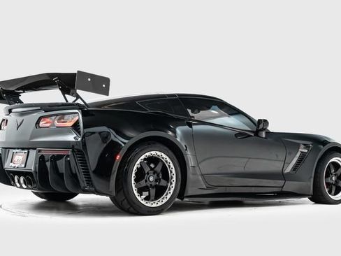 Used 2016 Chevrolet Corvette Z06 w/ 2LZ Preferred Equipment Group RWD image 4