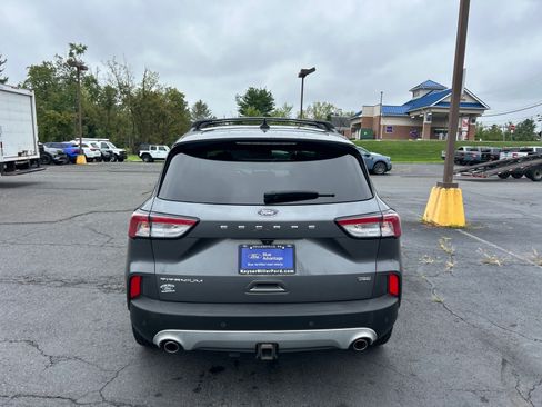Used 2021 Ford Escape Titanium w/ Class II Trailer Tow Package FWD image 11