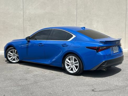 Used 2021 Lexus IS 300 w/ Comfort Package RWD image 6