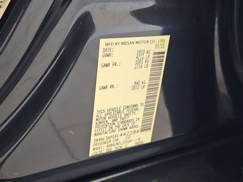 Used 2015 Nissan Altima 2.5 SV w/ Convenience Package FWD image 32