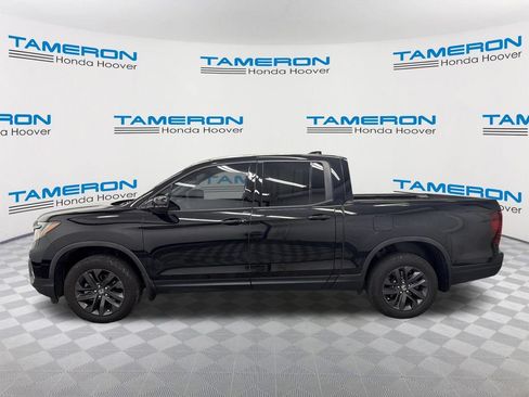 Used 2023 Honda Ridgeline Sport image 2