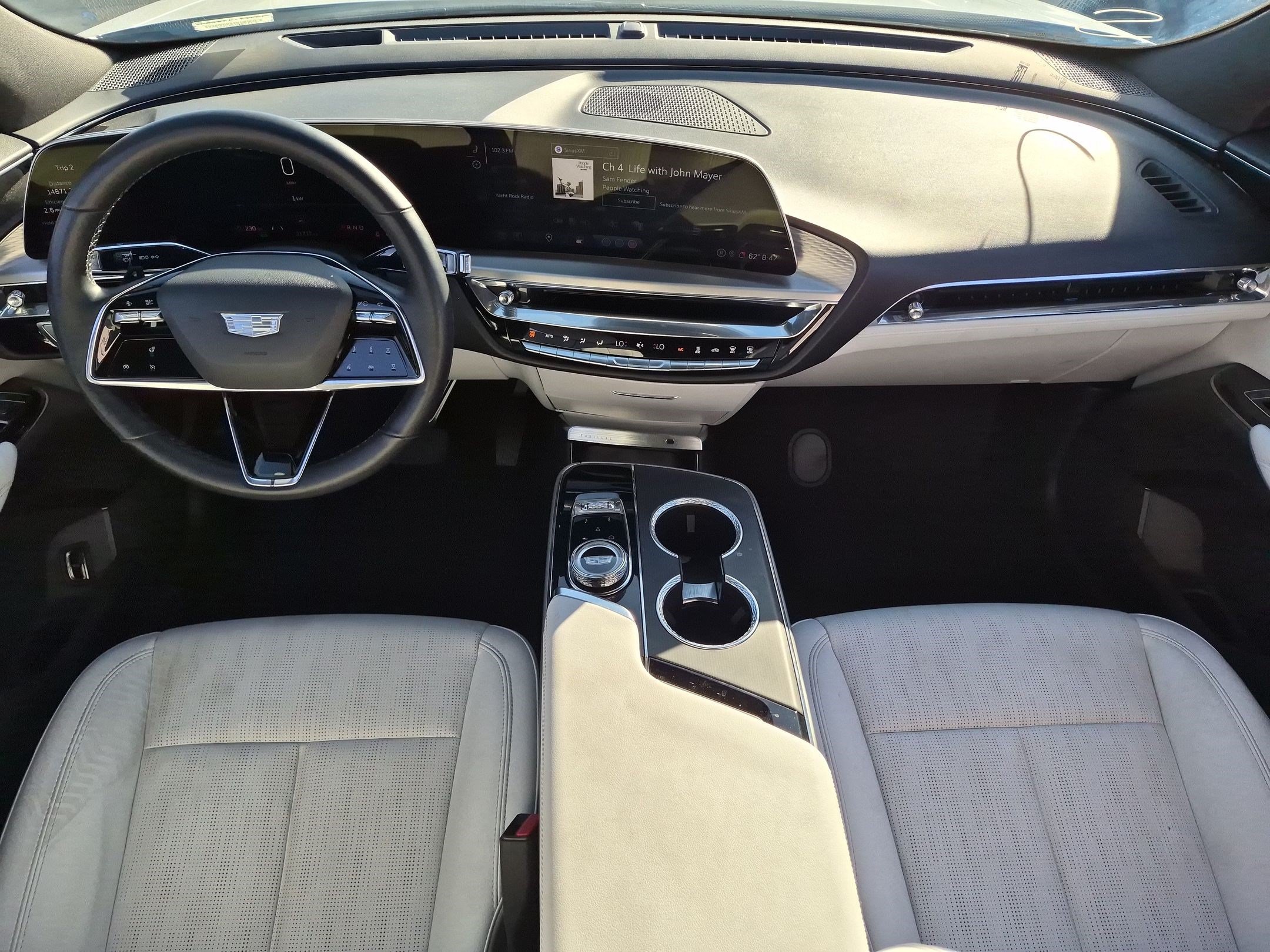 Used 2024 Cadillac Lyriq Luxury RWD image 28