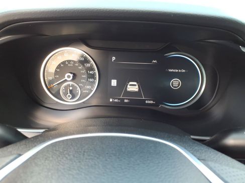 Used 2025 Genesis G70 3.3T Advanced RWD image 30