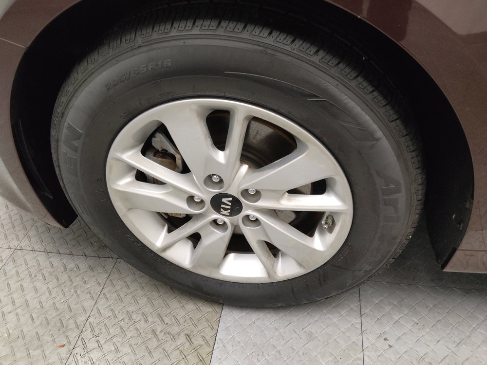 Used 2016 Kia Optima LX FWD image 31