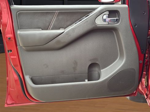 Used 2012 Nissan Frontier PRO-4X w/ Pro-4x Luxury Pkg image 23