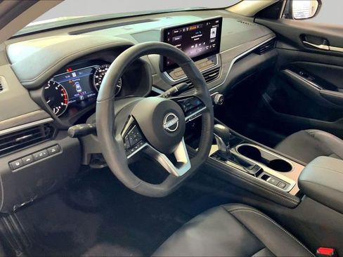 Used 2024 Nissan Altima 2.5 SL AWD/4WD image 12