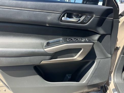 Used 2023 Nissan Pathfinder Platinum AWD/4WD image 35
