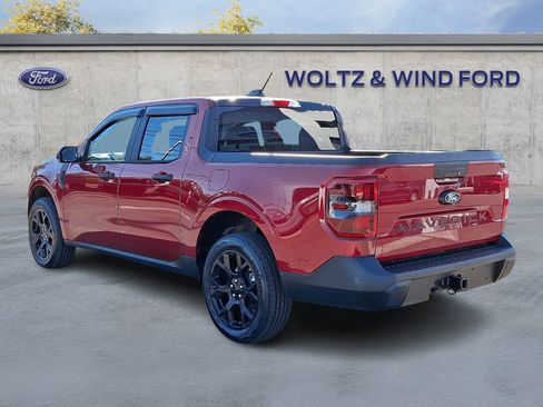 Used 2025 Ford Maverick XLT w/ Equipment Group 301A image 4