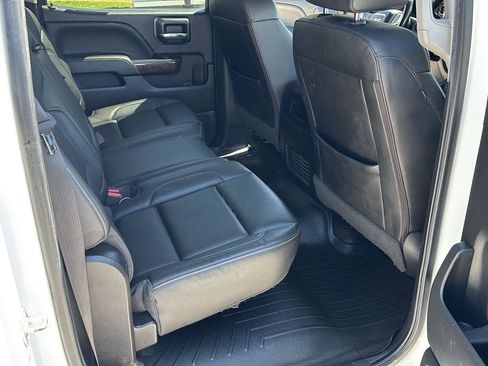 Used 2018 GMC Sierra 1500 SLT AWD/4WD image 16