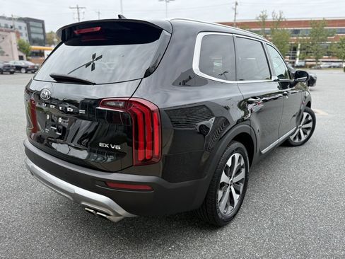 Used 2021 Kia Telluride EX w/ EX Premium Package image 6