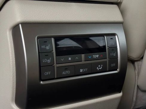Used 2021 Lexus GX 460 Premium AWD/4WD image 24