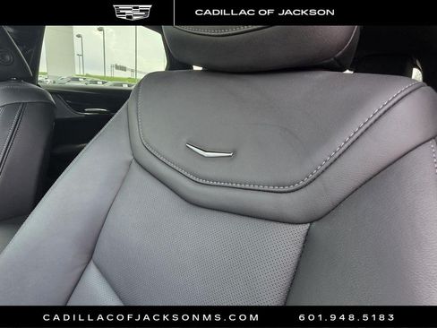 Certified 2024 Cadillac XT5 Premium Luxury FWD image 21