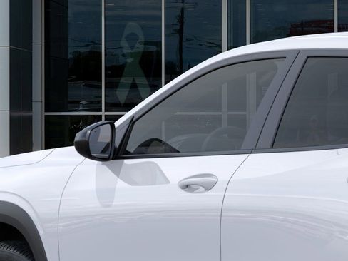 New 2026 Chevrolet Trax RS w/ Driver Confidence Package FWD image 12
