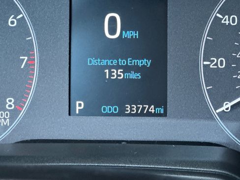 Used 2023 Toyota Corolla Cross LE image 26