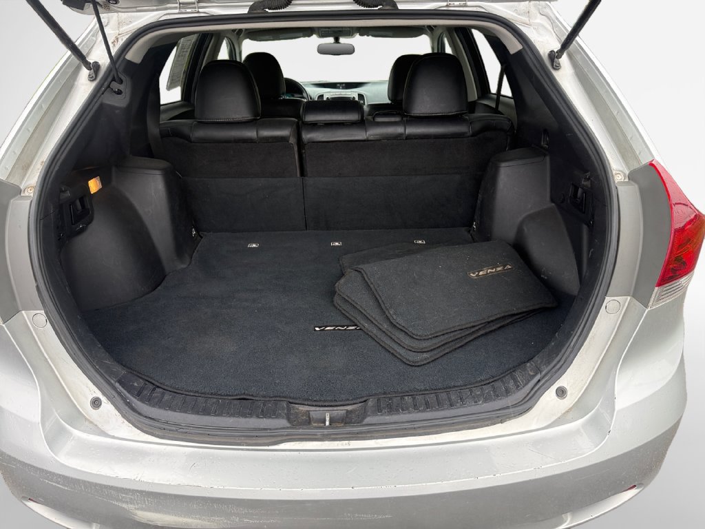 Used 2013 Toyota Venza XLE AWD/4WD image 25