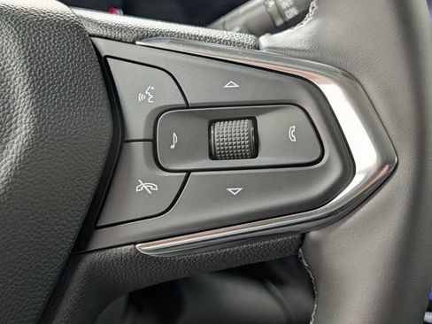 New 2026 Chevrolet Trax LT w/ Driver Confidence Package FWD image 19